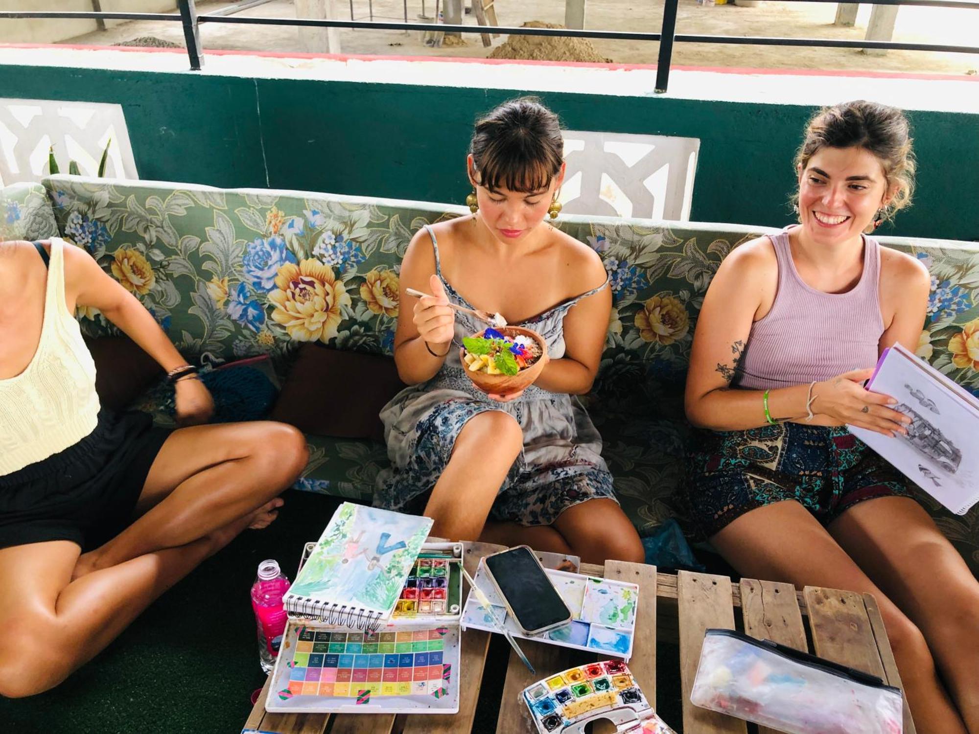 Beach Break Surf Hostel Weligama Ngoại thất bức ảnh